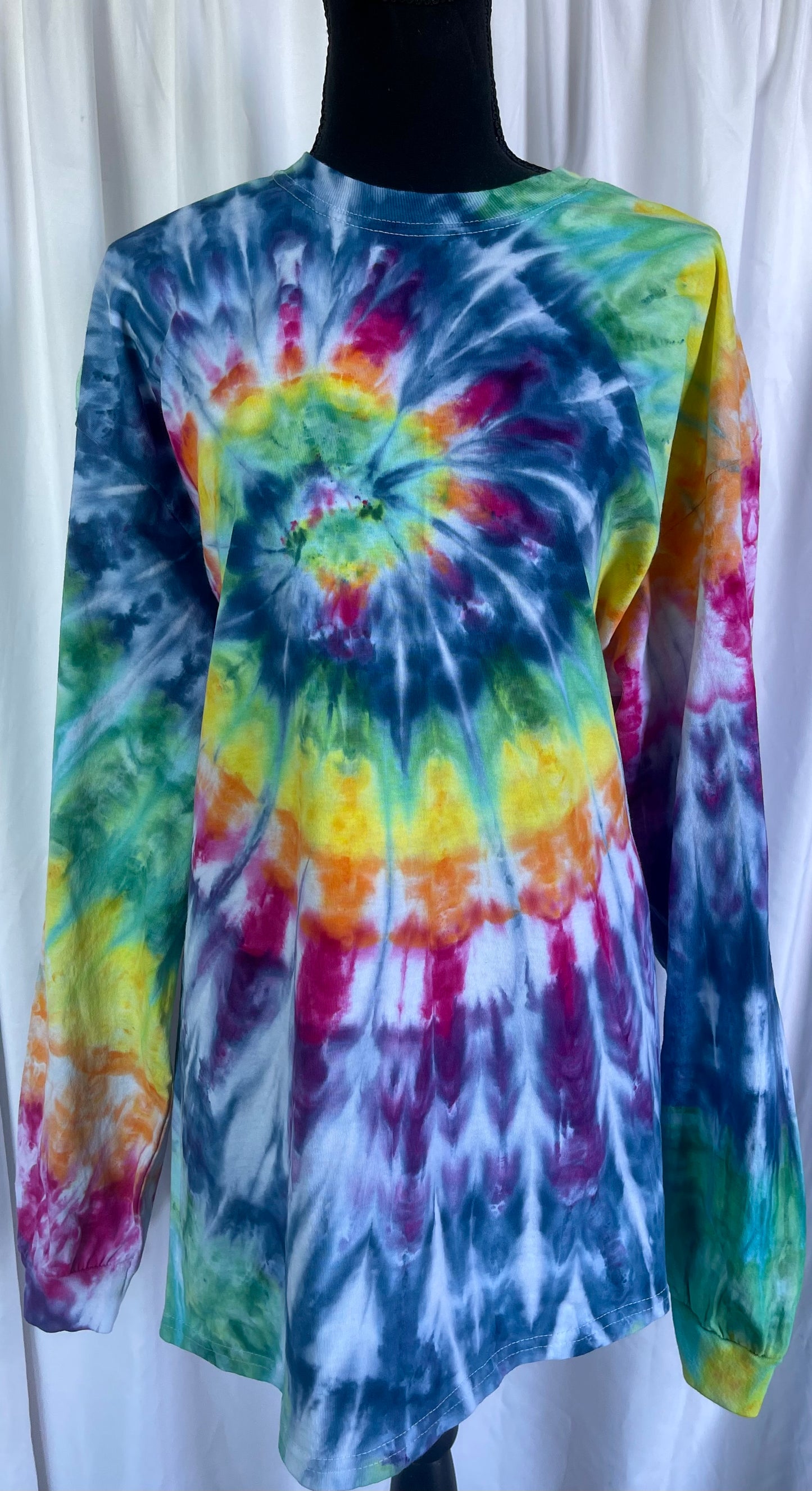 RAINBOW LONG SLEEVE TEE