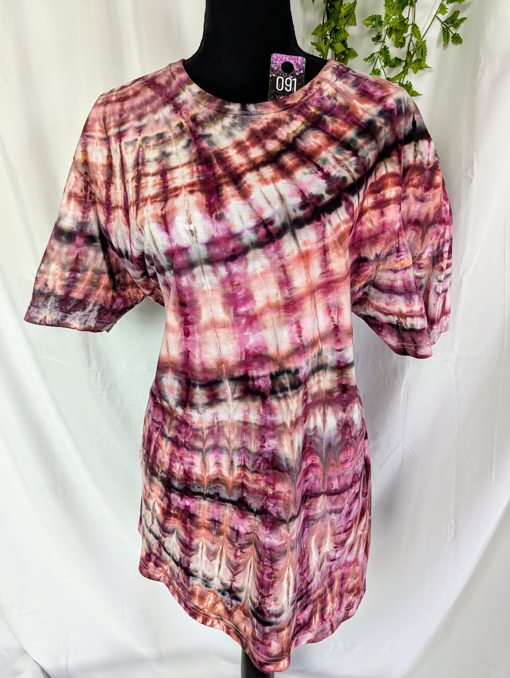 LARGE t-shirt 091