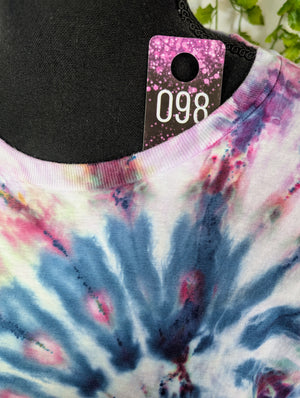 MEDIUM t-shirt 098