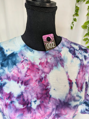 LARGE t-shirt 002