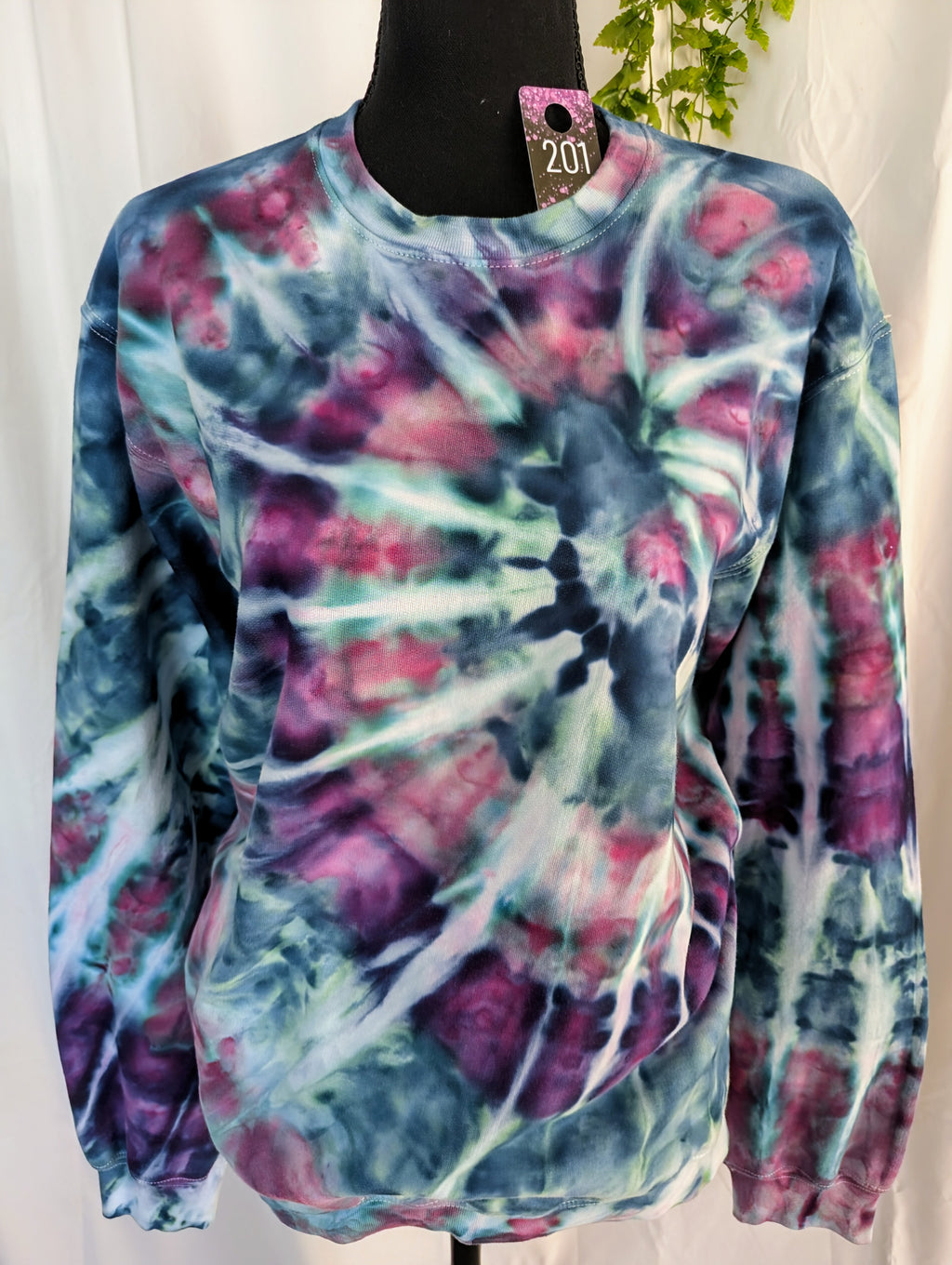 SMALL crew neck sweatshirt 201