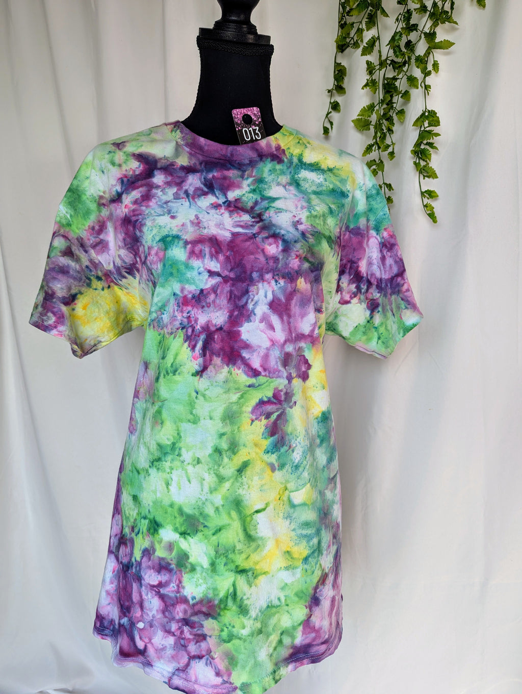 LARGE t-shirt 013
