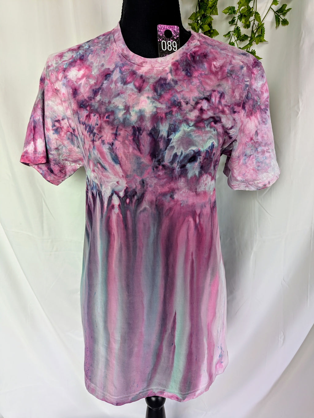 SMALL t-shirt 089